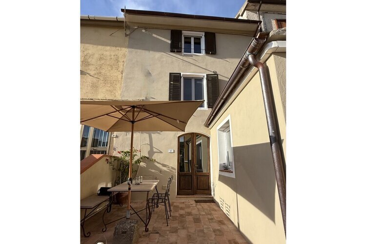 Maison 3 étages Castellina Marittima, jardin 1000 m² - Photo 1