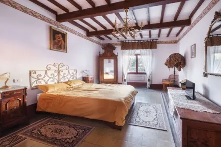 Villa Pergo, demeure historique 1640 à Cortona : photo 27