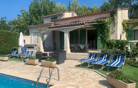 Maison 8 pers. avec piscine et spa à Bagnols-en-Forêt : photo 3