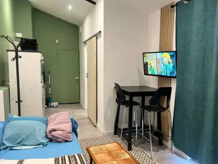 Studio avec terrasse et parking à Rezé, près de Nantes : photo 1