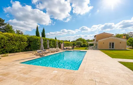 Location maison à Montauroux, Maison avec grande piscine