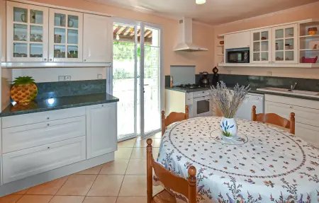 Maison avec piscine privée, Location Maison 6 personnes à Saint Didier - Photo 4
