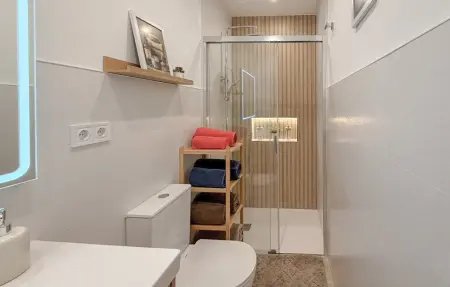 Appartement contemporain à Malaga, climatisé, à 260 m de la plage : photo 5