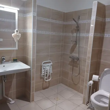 Maison avec terrasse et jardin à Boisné-La Tude, 3 personnes : photo 8