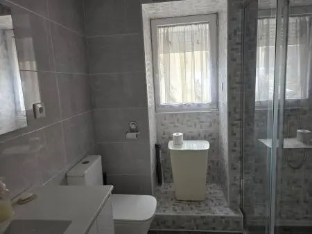 Studio 30 m² avec kitchenette et linge fourni à Blanzy : photo 4