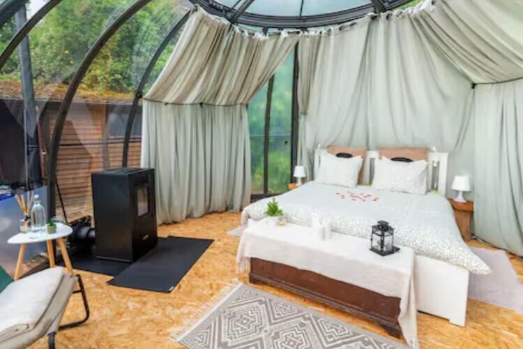 Glass Dome, maison cosy pour 2 à Bouillon - Photo 2