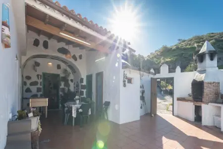 Casa-Cueva El Caidero - 5 Pax, Propriété champêtre rustique avec piscine : photo 6