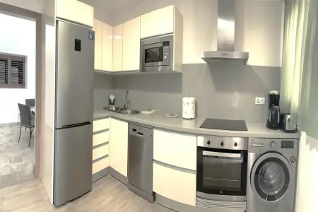 Apartment La Cueva - 3 Pax, Séjournez dans la grotte d'Artenara avec solarium : photo 13