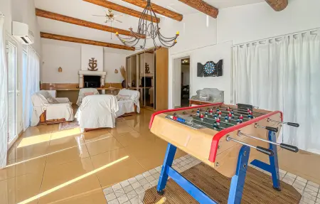 MAISON AVEC PISCINE, Maison 8 personnes à Graveson - Photo 5