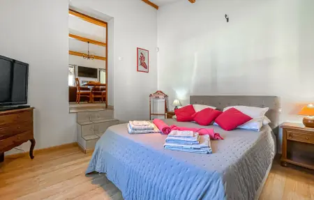 MAISON AVEC PISCINE, Maison 8 personnes à Graveson - Photo 15