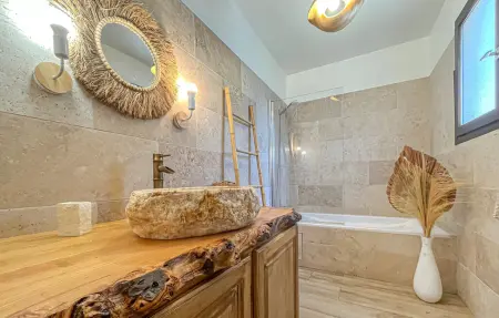 MAISON AVEC PISCINE, Maison 8 personnes à Graveson - Photo 17