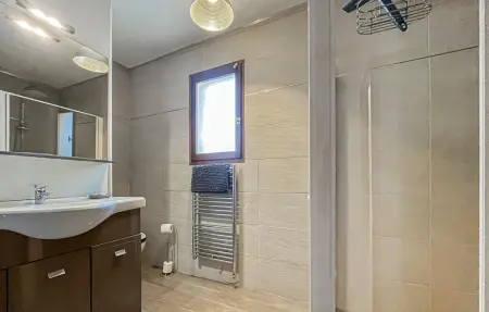 MAISON AVEC PISCINE, Maison 8 personnes à Graveson - Photo 18