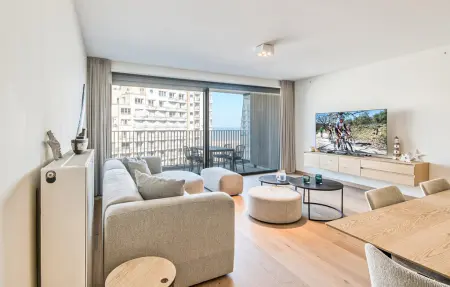 Appartement vue mer, terrasse couverte et piscine à Ostende : photo 3
