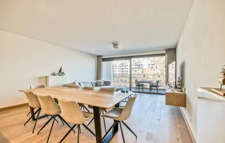 Appartement vue mer, terrasse couverte et piscine à Ostende : photo 4