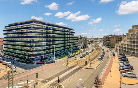 Appartement vue mer, terrasse couverte et piscine à Ostende : photo 9