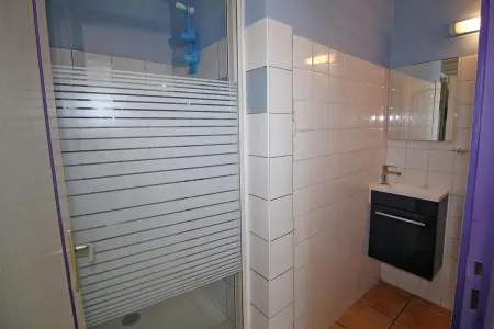 Appartement 70 m² avec piscine partagée et vue mer à Sainte-Anne : photo 9