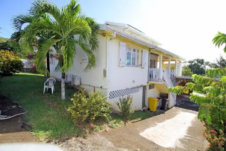 Appartement 70 m² avec piscine partagée et vue mer à Sainte-Anne : photo 15