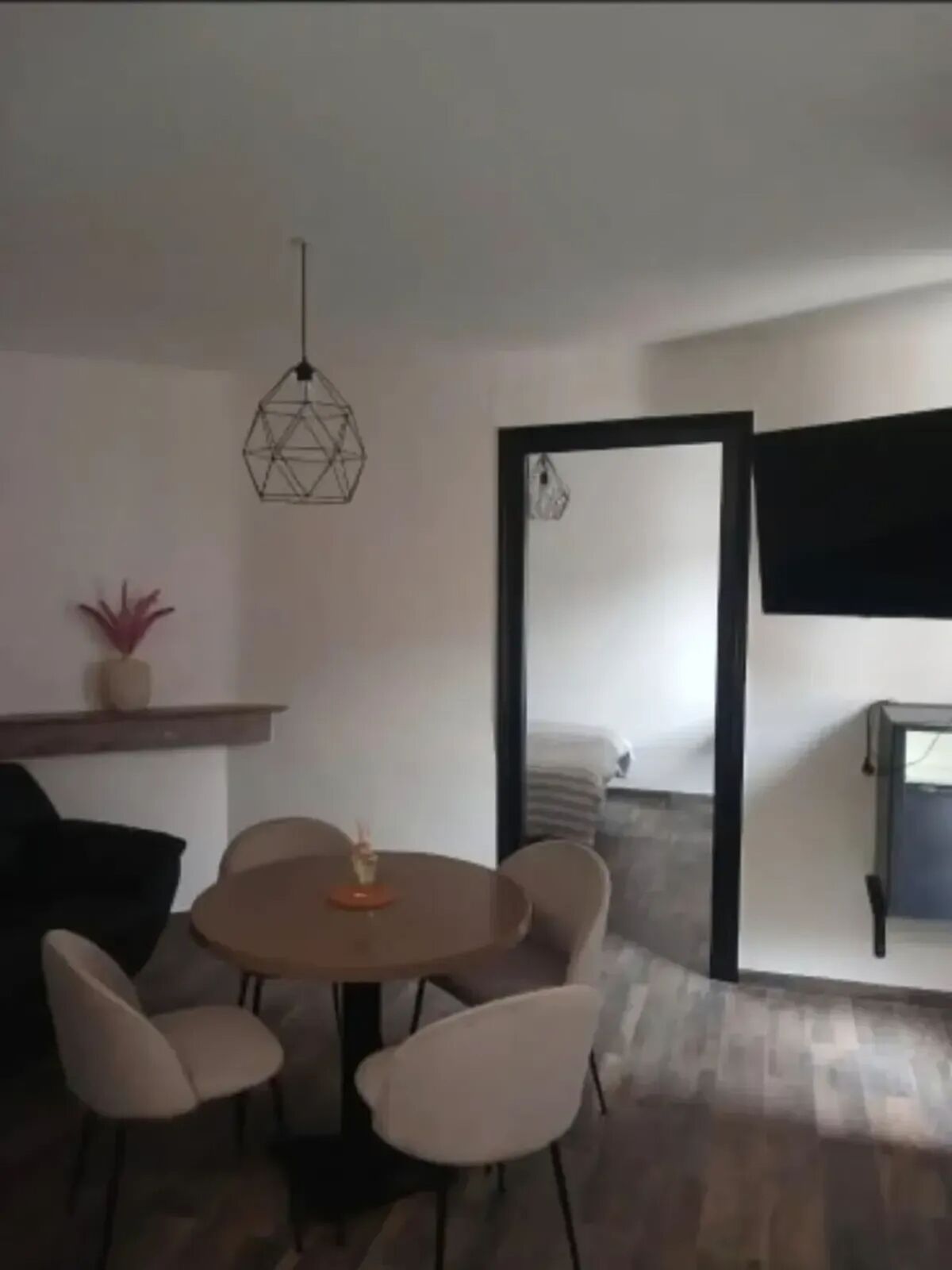 Appartement 45 m² à Valenciennes avec billard et ping-pong - Photo 9