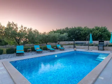 Villa Silentio - Maison avec piscine à Pula : photo 2