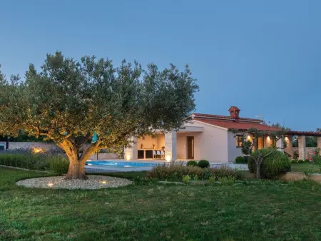 Villa Silentio - Maison avec piscine à Pula : photo 5