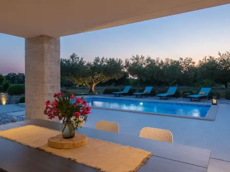 Villa Silentio - Maison avec piscine à Pula : photo 8