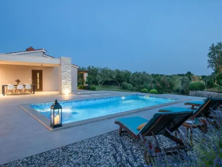 Villa Silentio - Maison avec piscine à Pula : photo 12