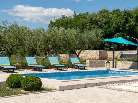 Villa Silentio - Maison avec piscine à Pula : photo 17