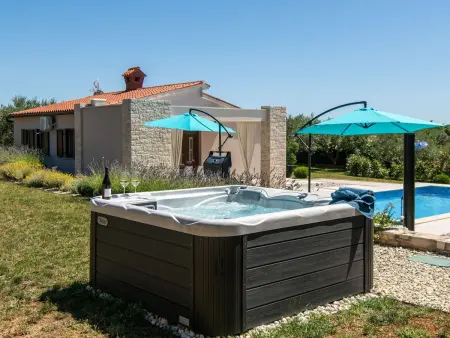 Villa Silentio - Maison avec piscine à Pula : photo 22