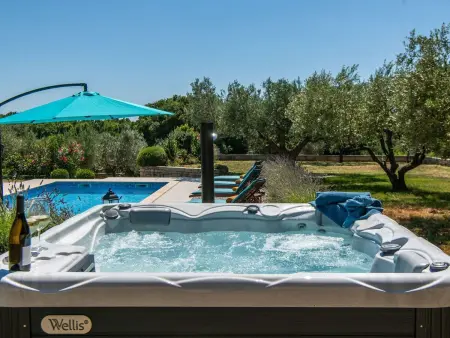 Villa Silentio - Maison avec piscine à Pula : photo 24