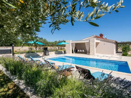 Villa Silentio - Maison avec piscine à Pula : photo 37