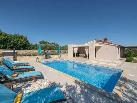 Villa Silentio - Maison avec piscine à Pula : photo 44