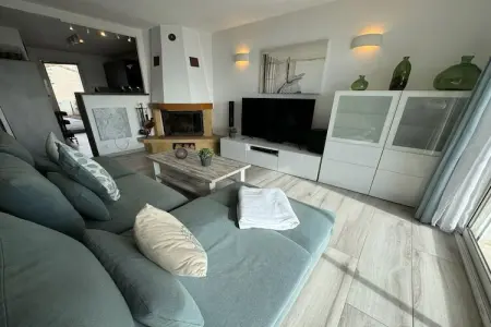 Maison 100 m² plage directe, vue Pyrénées à Gruissan : photo 12