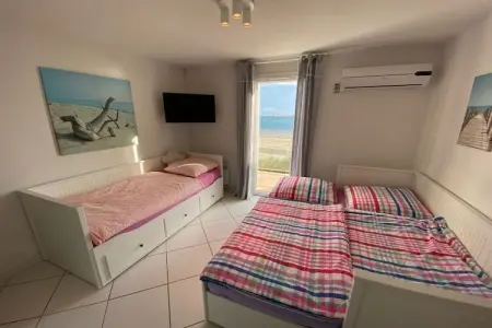 Maison 100 m² plage directe, vue Pyrénées à Gruissan : photo 30