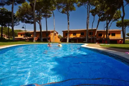 Villa neuve 3 chambres avec piscine à Pals : photo 1