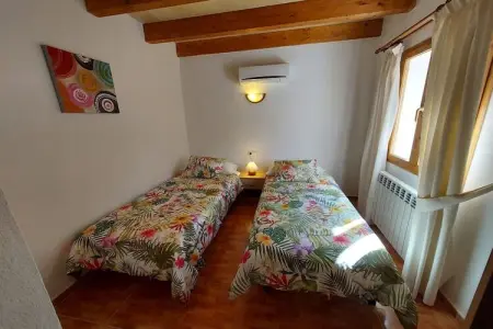 Maison Cala Llombards avec piscine et terrasse vue baie : photo 19