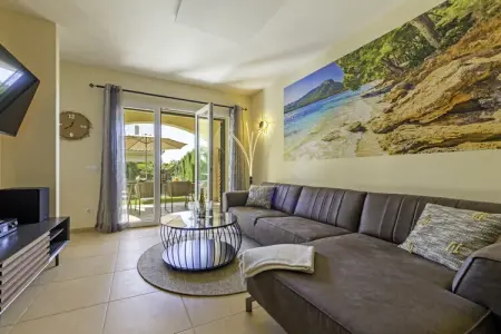 788330, Maison de vacances à Campos avec piscine - Photo 7