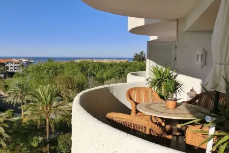 Maison Coronado à Marbella : 2 piscines privées et jardin : photo 3