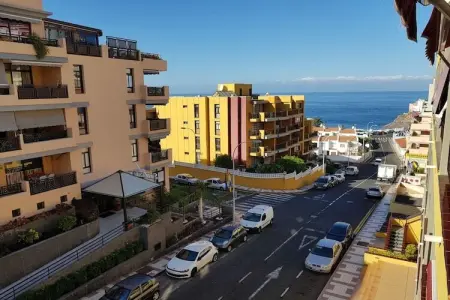 Appartement moderne Puerto Santiago, terrasse et piscine : photo 5