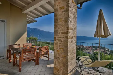 Maison 2 chambres Tignale, vue lac et terrasse : photo 8