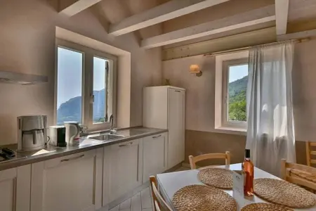 Maison 2 chambres Tignale, vue lac et terrasse : photo 44