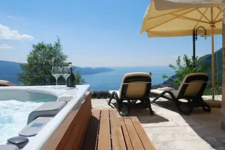 Maison 2 chambres Tignale, vue lac et terrasse : photo 58