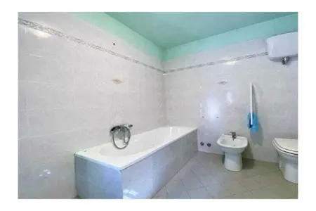 Maison 4 chambres Volterrano, vue montagne et piscine : photo 15