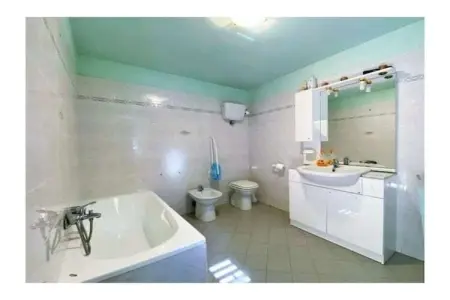 Maison 4 chambres Volterrano, vue montagne et piscine : photo 18