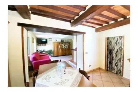 Maison 4 chambres Volterrano, vue montagne et piscine : photo 26