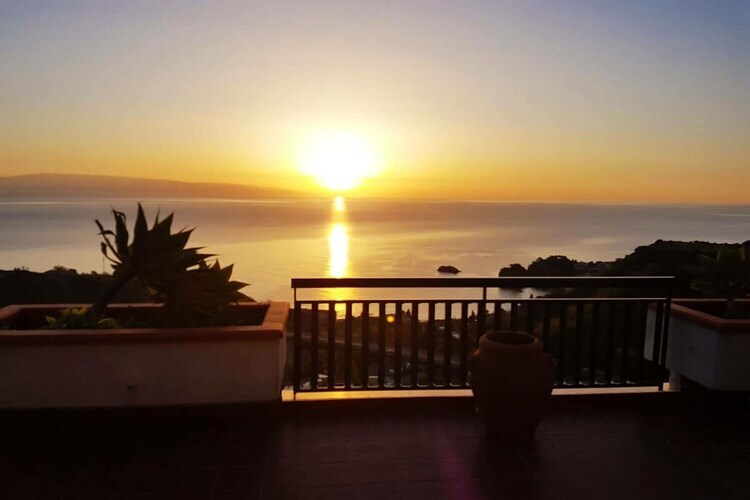 Maison Taormina avec piscine et vue mer - Photo 7