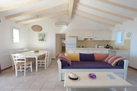 Maison 2 chambres climatisée à Porto Vecchio : photo 5