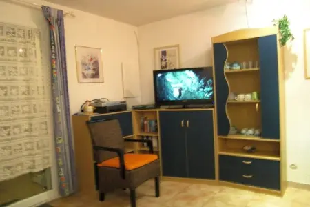Maison 50m² avec terrasse ensoleillée à St-Pierre-sur-Mer : photo 9