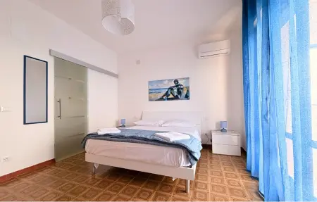 Maison côtière 7 pers. à Arenella, jardin face à la mer : photo 22