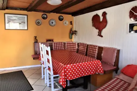 Maison familiale à Kirchberg avec terrasse et vue montagne : photo 11