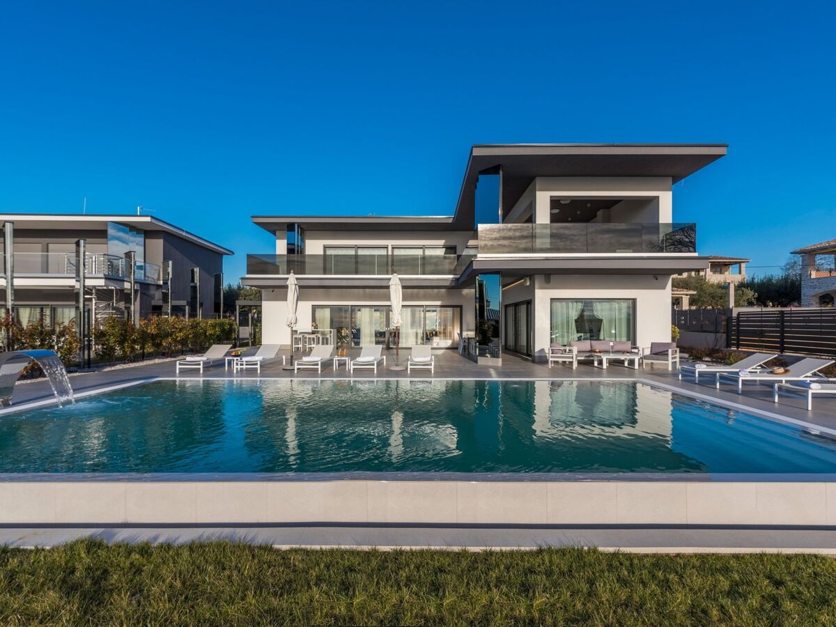 Villa Sara – Maison 5 chambres avec piscine chauffée - Photo 4